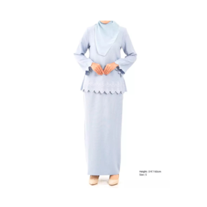 8.png Checkered Flower Set - Traditional Elegance