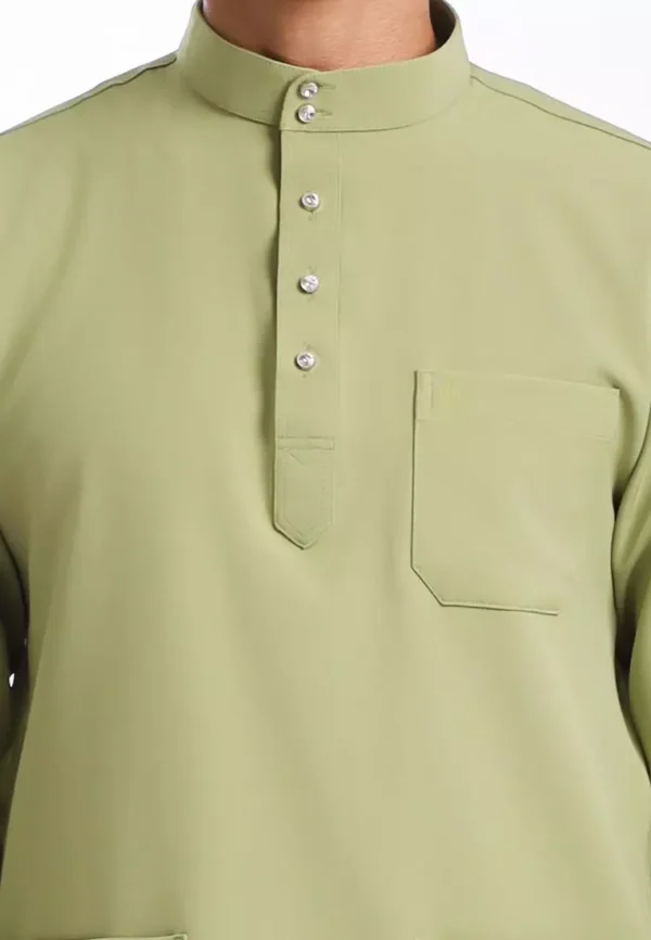 alain-delon-2914-7357754-4.jpg.webp Sleek Sage Green Melayu